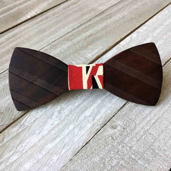 Men's Wooden Bow Tie - Picture 2 of 6